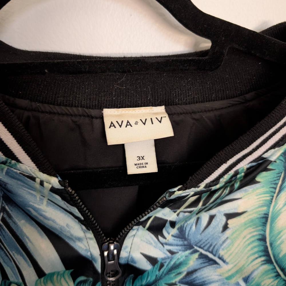 Ava & Viv Tropical Leaf Print Bomber Jacket - Picture 3 of 3